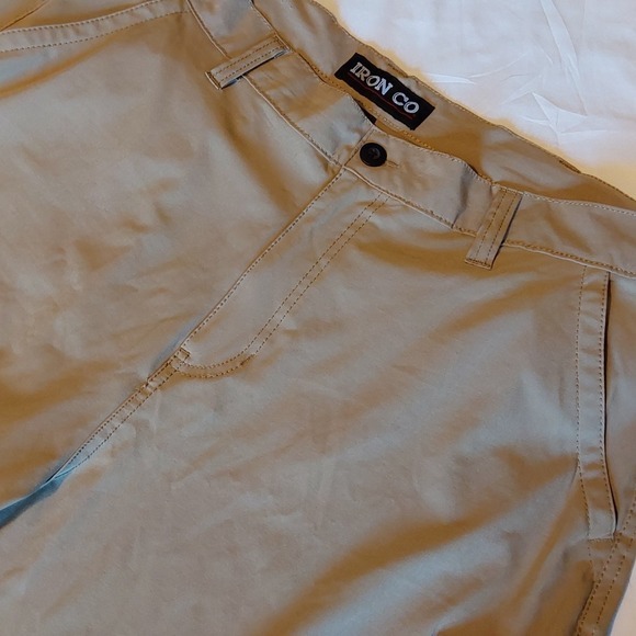 Iron Co Shorts Mens  Size 38 Tan Cargo Utility Breathable Stretch Hiking Outdoor - Picture 1 of 6